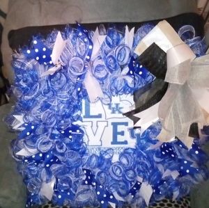 UK Deco mesh wreath and sign for decor